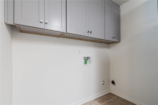 Building Photo - 926 Live Oak Ct