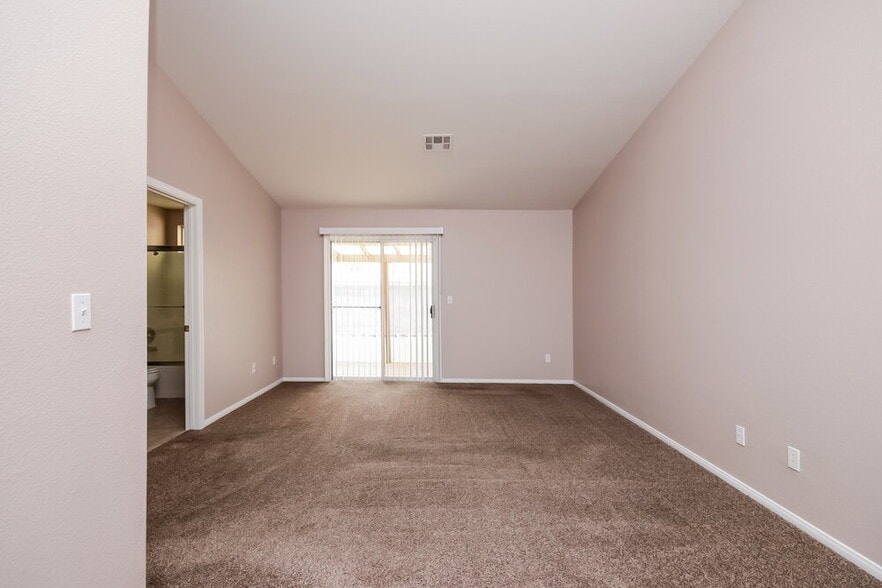 Building Photo - 115 Trout Creek Ct