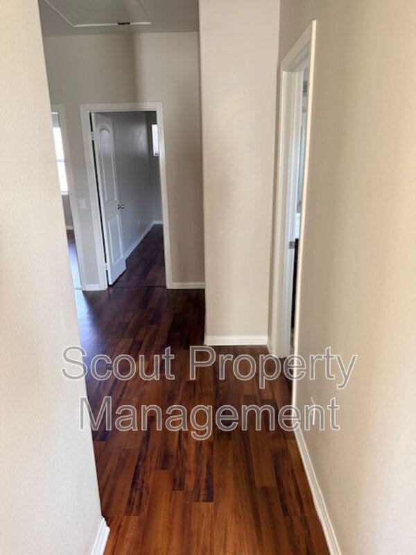 Building Photo - 31875 Domenoe Way