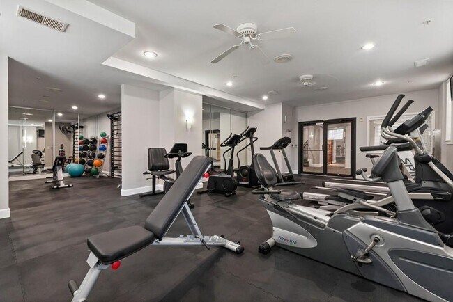 Building Photo - 800 Peachtree St NE