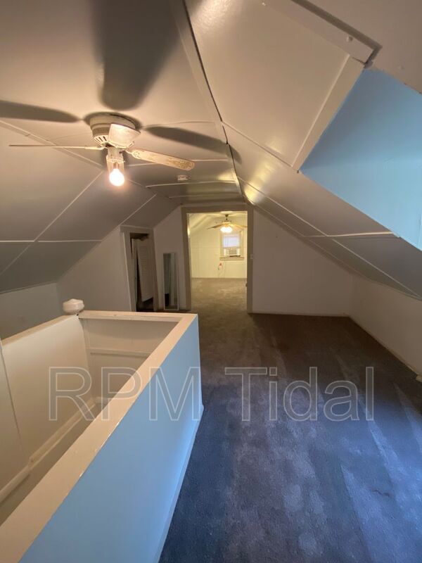 Building Photo - 117 Semple Rd