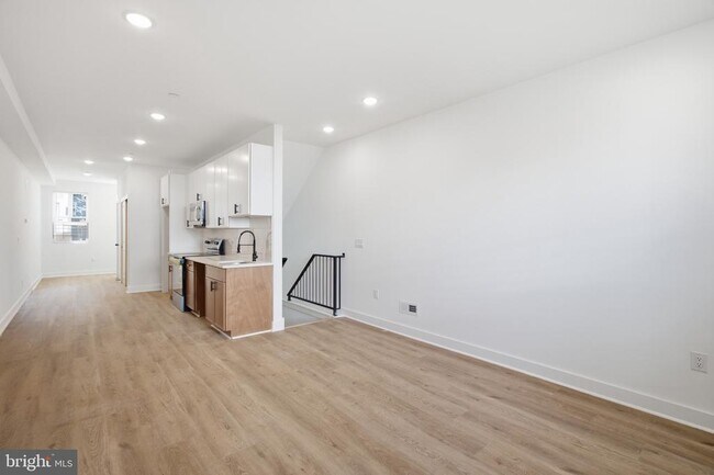 Building Photo - 2126 N Percy St