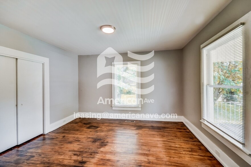 Building Photo - 5312 Terrace J