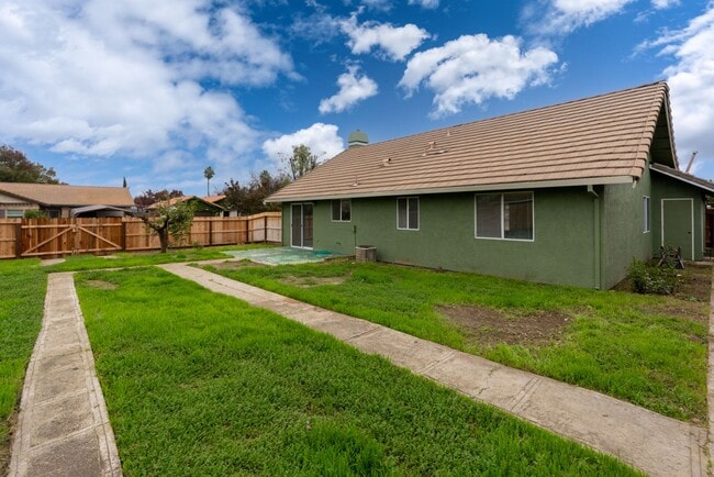 Building Photo - 101 Citrus Ave