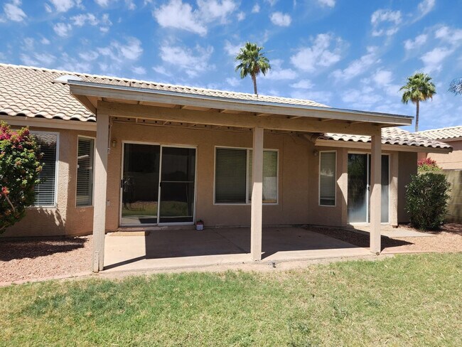 Building Photo - 1126 W Grand Caymen Dr