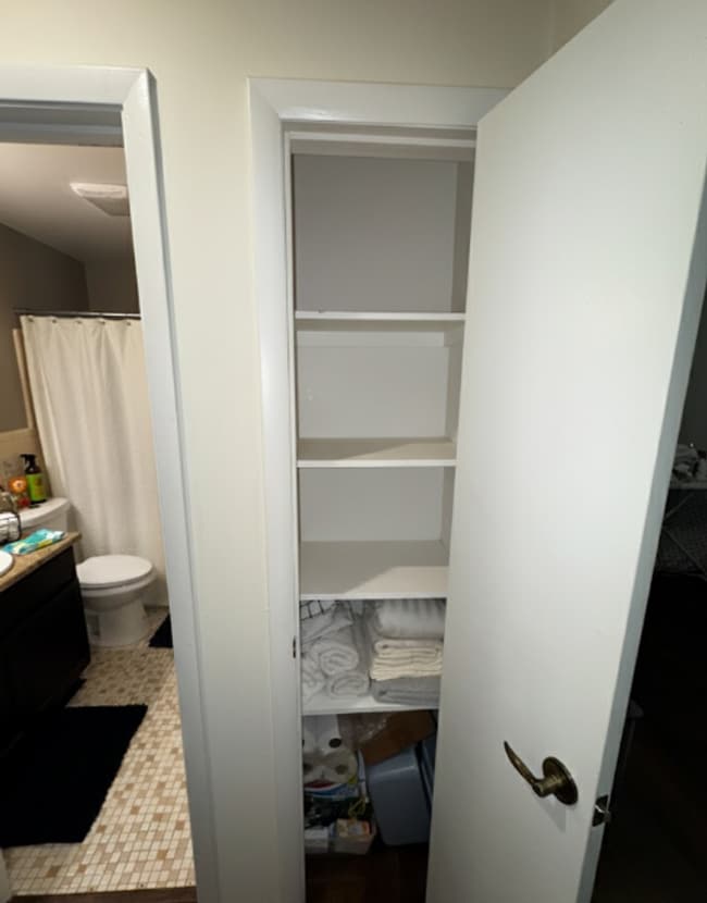 Building Photo - 3585 SW Pompano Rd