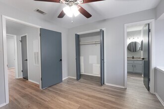 Building Photo - 1904 Dartmouth St