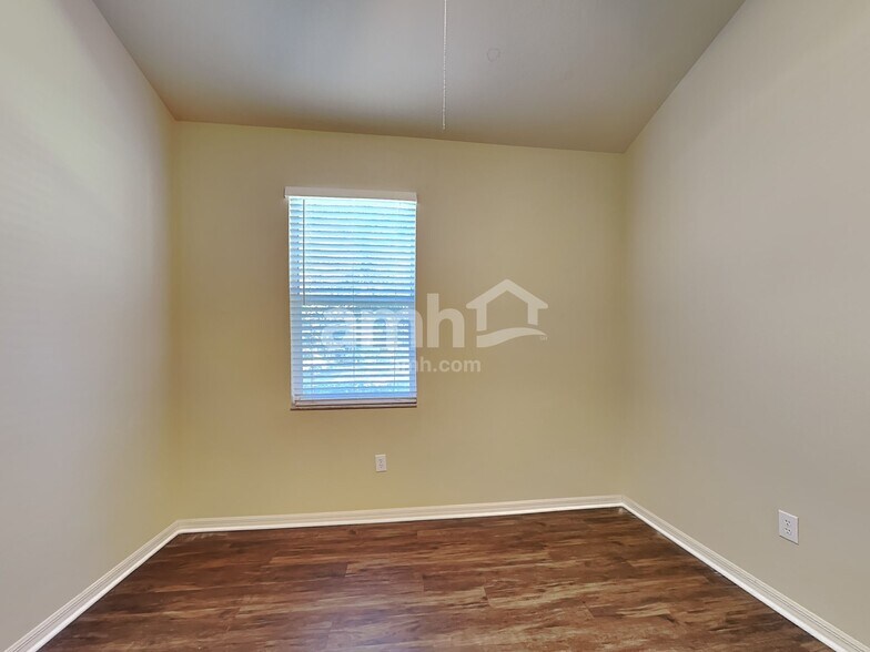 Building Photo - 11803 Easthampton Dr