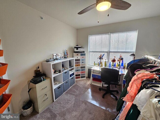 Building Photo - 1870 Boulder Dr