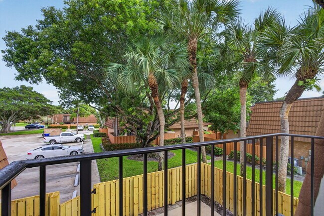 Building Photo - 183 Charter Way