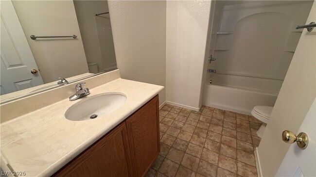 Building Photo - 718 Thornford St