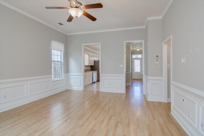 Building Photo - 702 Lakeside Landing Ct