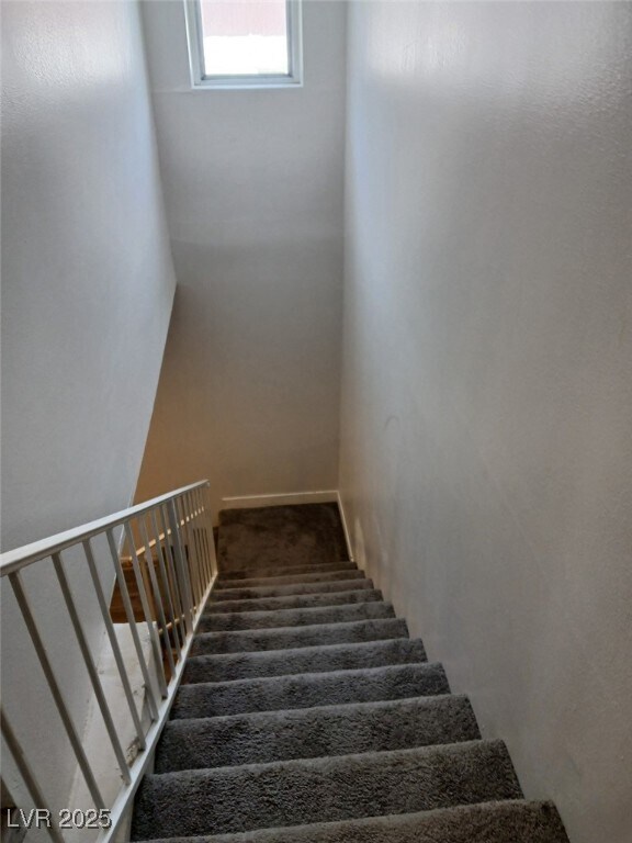 Building Photo - 211 Brookside Ln