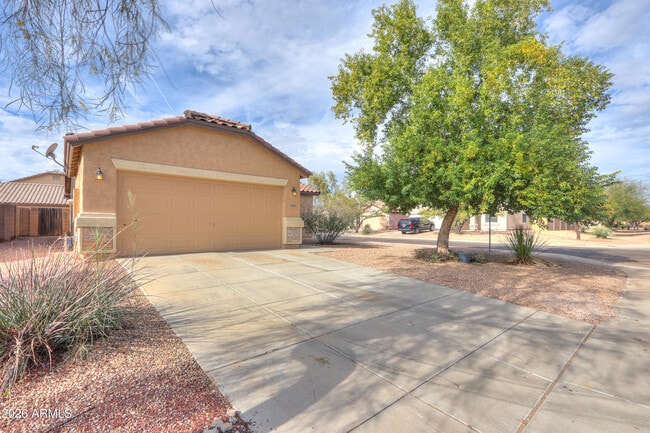 Building Photo - 27976 N Gold Ln