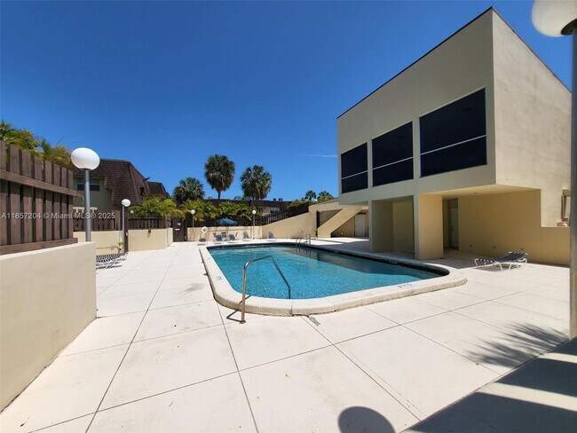 Building Photo - 9011 SW 138th St