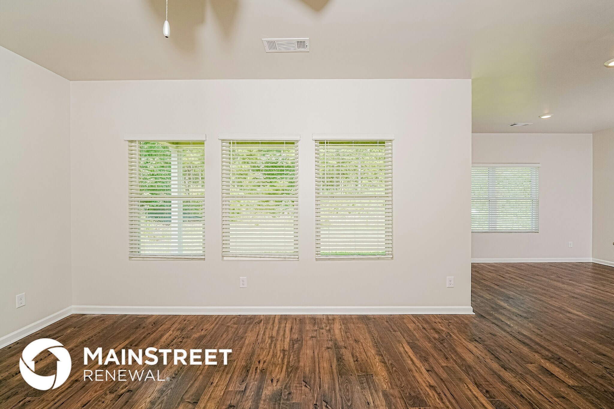 Building Photo - 282 Chelsea Park Rd