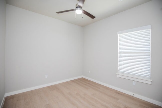 Building Photo - ***89 E. Bottlebrush Bend Unit 1***