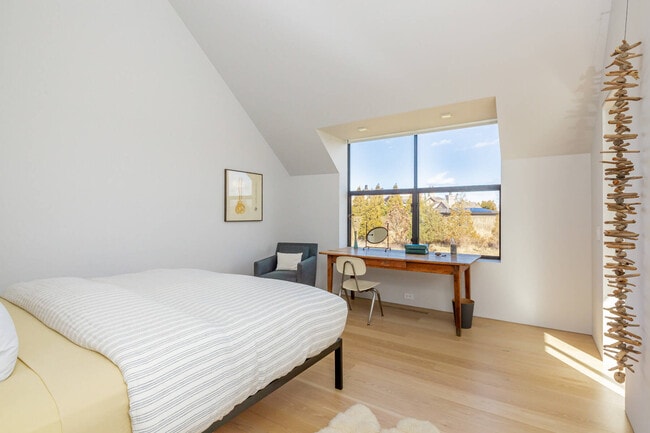 Building Photo - 232 Mitchell Ln