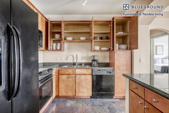 Building Photo - 4550 Cherry Creek S Dr
