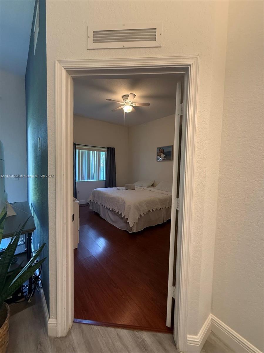 Building Photo - 3340 Palomino Dr