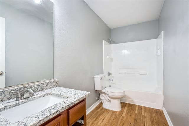 Building Photo - 14801 Whispering Ct