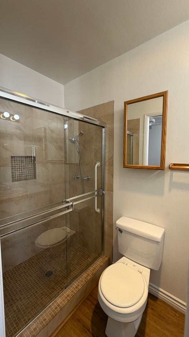 Building Photo - DESIRABLE TWO BEDROOM TWO BATH HOME IN STUDIO CITY