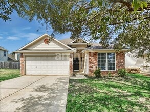 Building Photo - 2207 Shady Pine Dr