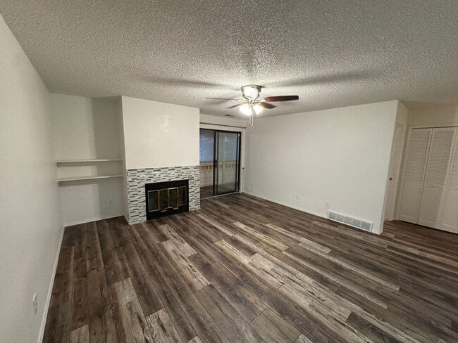 Building Photo - 6482 McNichols Ct