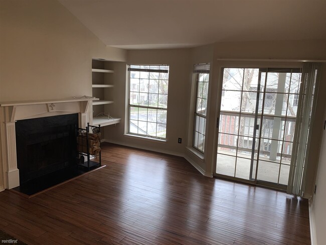 Primary Photo - 1 br, 1 bath Condo - 12154 Penderview Terr...