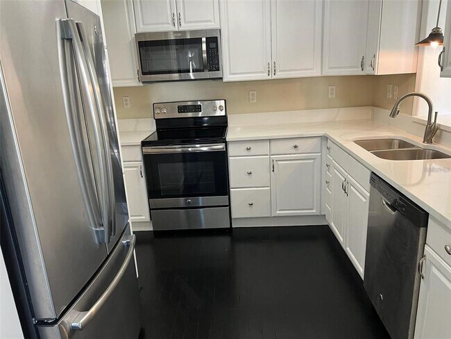 Building Photo - 4122 W Empedrado St