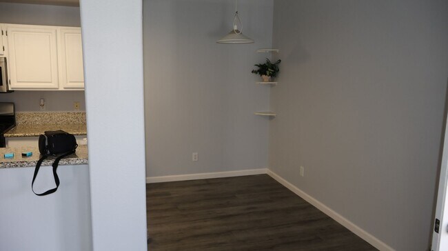 Building Photo - Reno #2023
