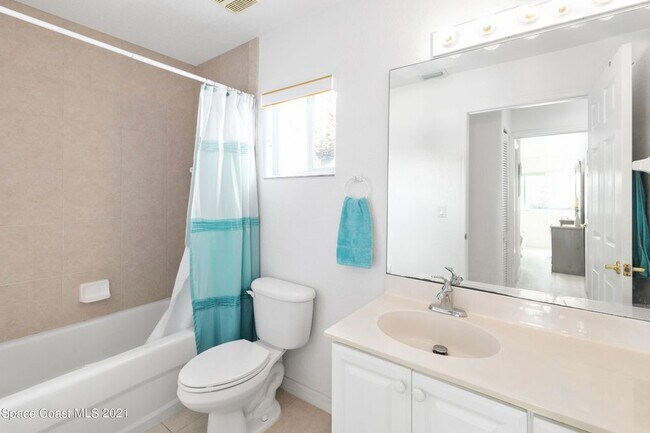 Building Photo - 135 Ocean Park Ln