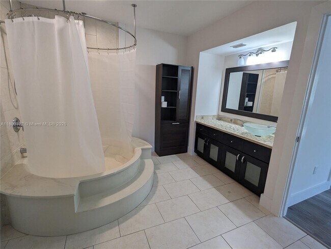 Building Photo - 6445 SW 116th Pl