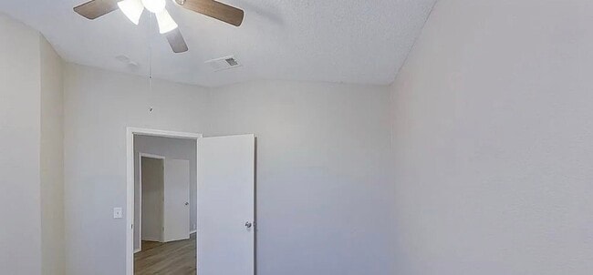 Building Photo - AVAILABLE NOW