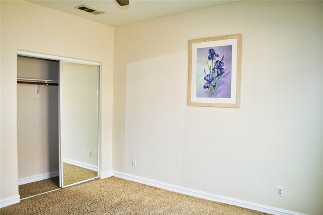 Building Photo - 13896 Fair Meadows Ct