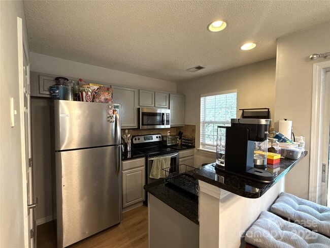 Building Photo - 1825 Birch Heights Ct