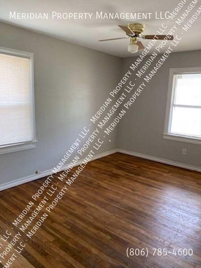 Building Photo - 2420 30th St