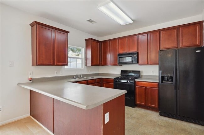 Building Photo - 276 Hiawassee Dr