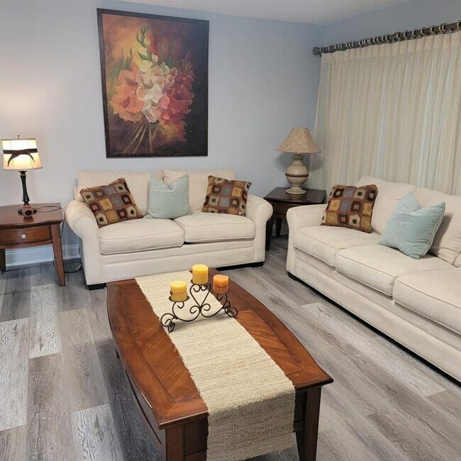 Building Photo - 524 Osprey Dr