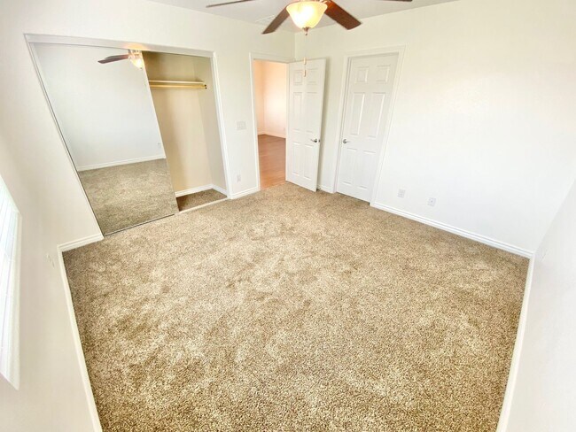 Building Photo - Ultra-Efficient 3 Bed / 2.5 Bath Inspirada Home with Fully Paid-Off Solar Panels!