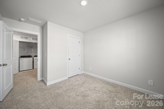 Building Photo - 1330 Falling Acorn Ln