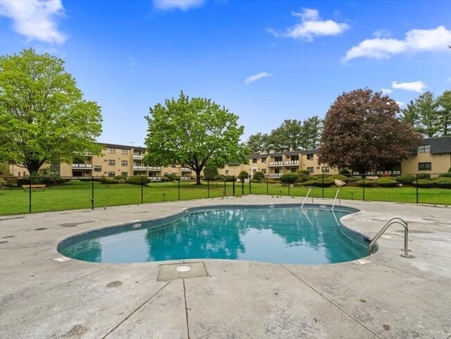 Building Photo - 48 Bigelow Ave