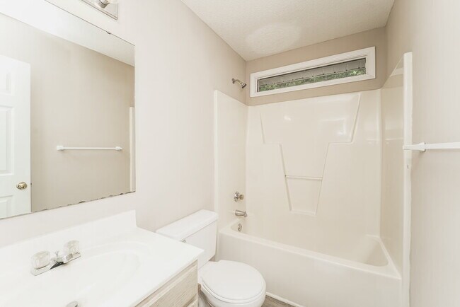 Building Photo - 3226 Burkston Rd