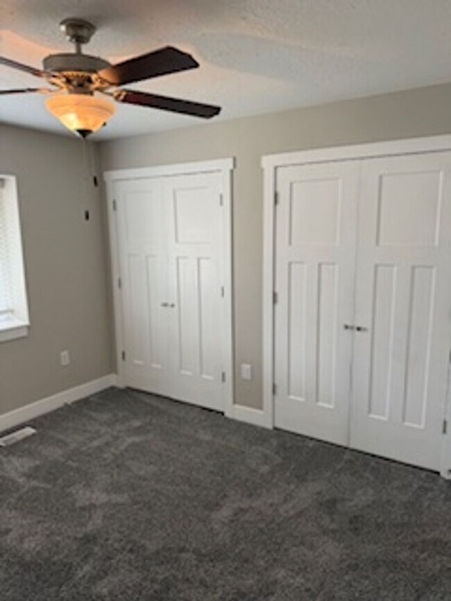 Building Photo - Gorgeous 6-bedroom, 4-bathroom in Charming Salem