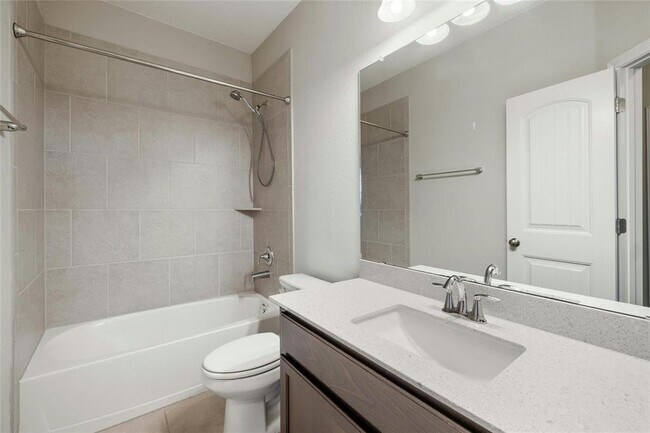 Building Photo - 416 Blue Waterleaf Ln