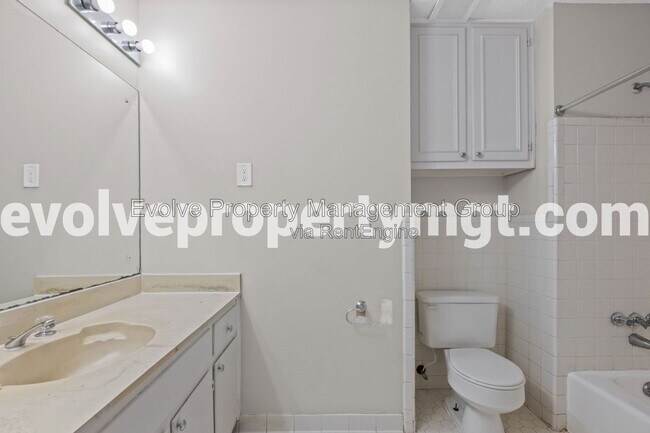 Building Photo - 5331 Pipers Gap Dr