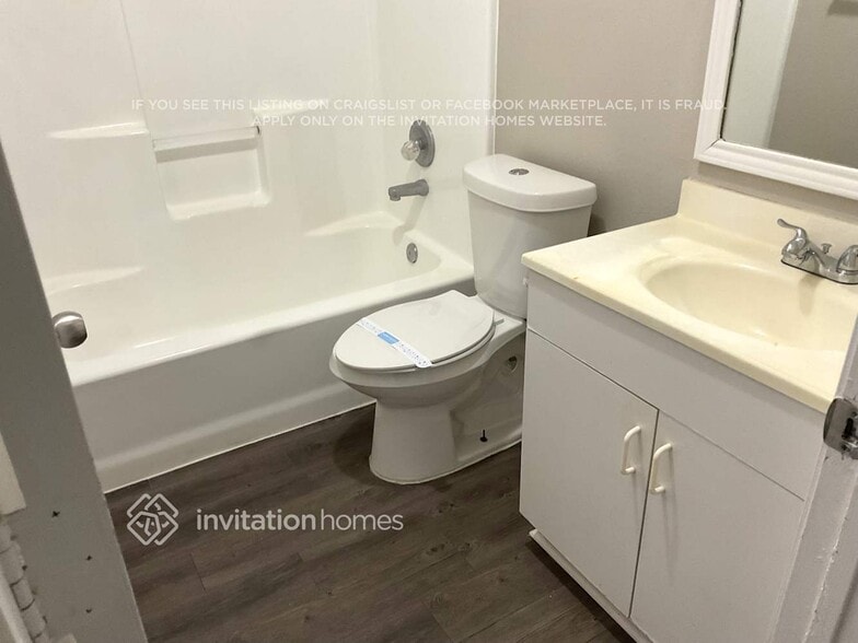 Building Photo - 421 Casie Ct