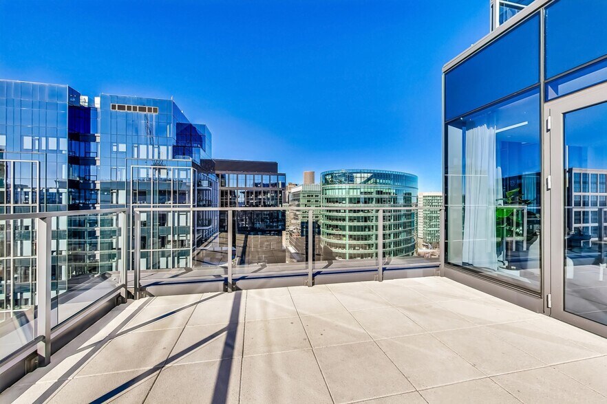 Building Photo - 135 Seaport Blvd