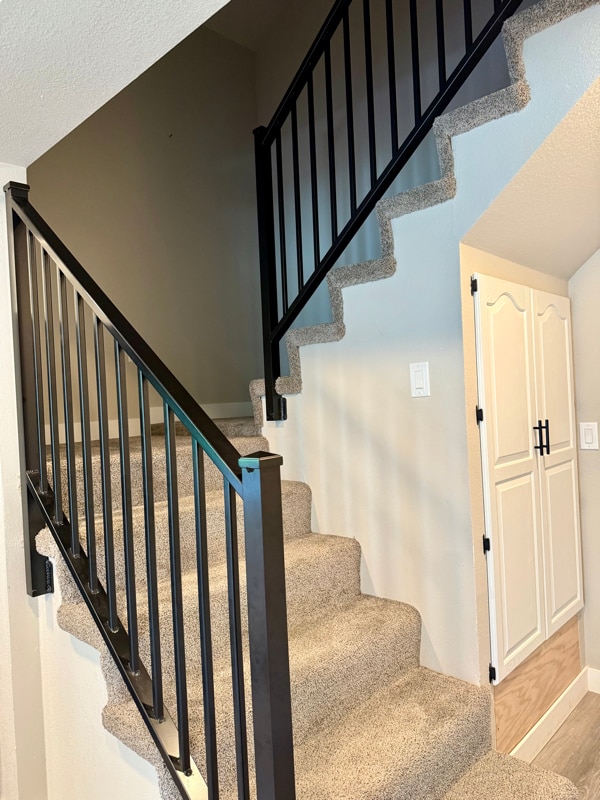 Building Photo - 460 NE 200th Rd