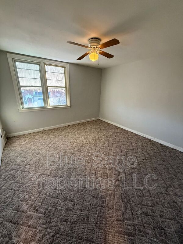 Building Photo - 37 Concord Rd